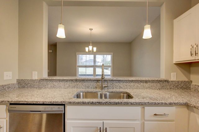 699 Ford St, Clarksville, TN 37040