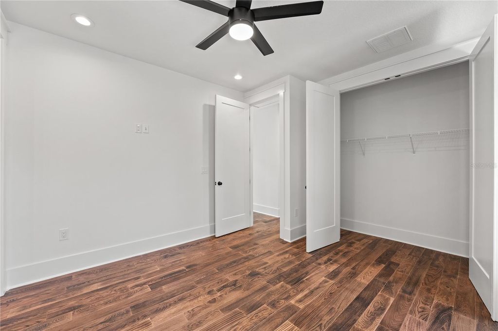 Image 32 of property listing at 115 W HIAWATHA STREET 1/2, Tampa, FL 33604