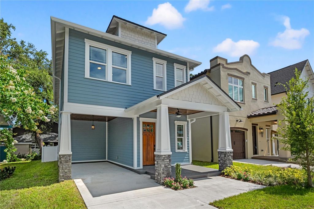 Image 5 of property listing at 115 W HIAWATHA STREET 1/2, Tampa, FL 33604