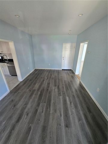 36 North Clarendon Street 1F, Cranston, RI 02910