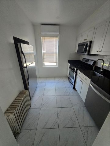 36 North Clarendon Street 1F, Cranston, RI 02910