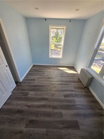 36 North Clarendon Street 1F, Cranston, RI 02910