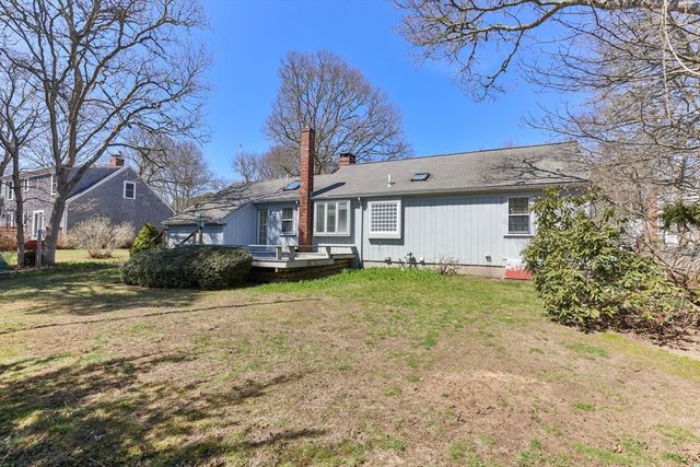 43 Meadowspring Dr, Dennis, MA 02660