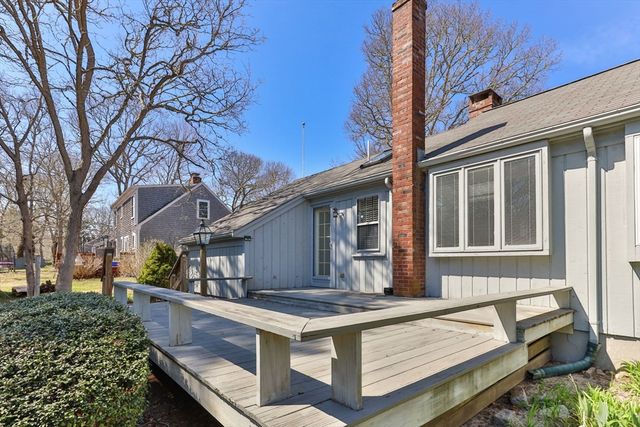 43 Meadowspring Dr, Dennis, MA 02660