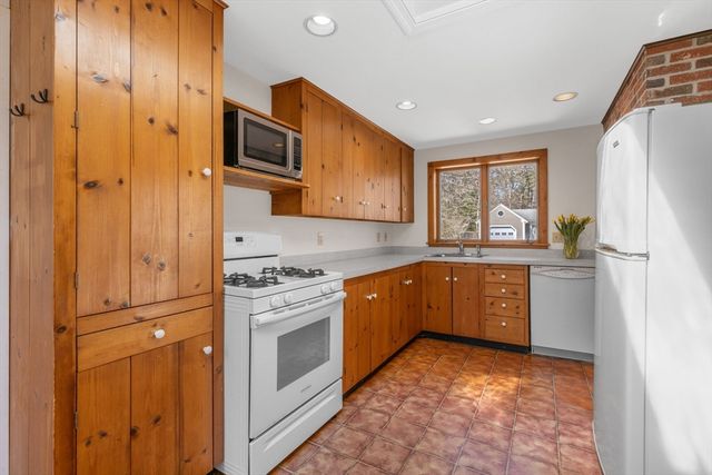 43 Meadowspring Dr, Dennis, MA 02660