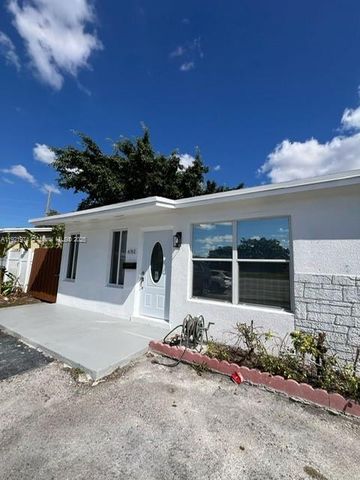 6761 Sheridan St, Hollywood, FL 33024