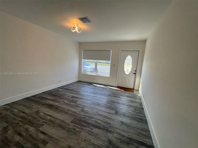 6761 Sheridan St, Hollywood, FL 33024