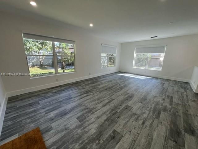 6761 Sheridan St, Hollywood, FL 33024