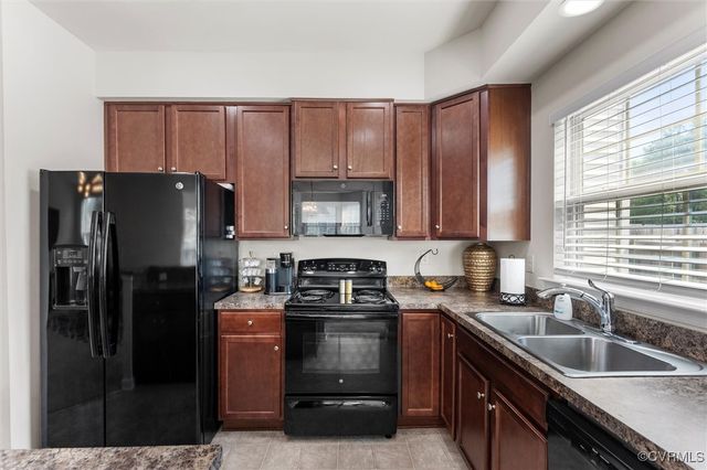 621 Lenten Rose Ln, Henrico, VA 23223