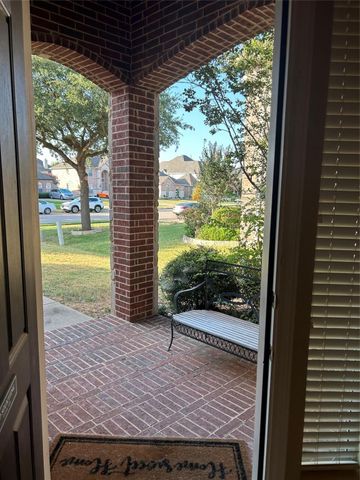 2951 N Camino Lagos, Grand Prairie, TX 75054