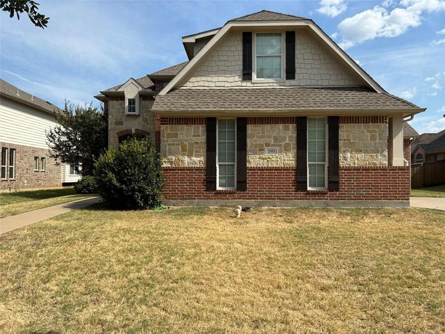 2951 N Camino Lagos, Grand Prairie, TX 75054