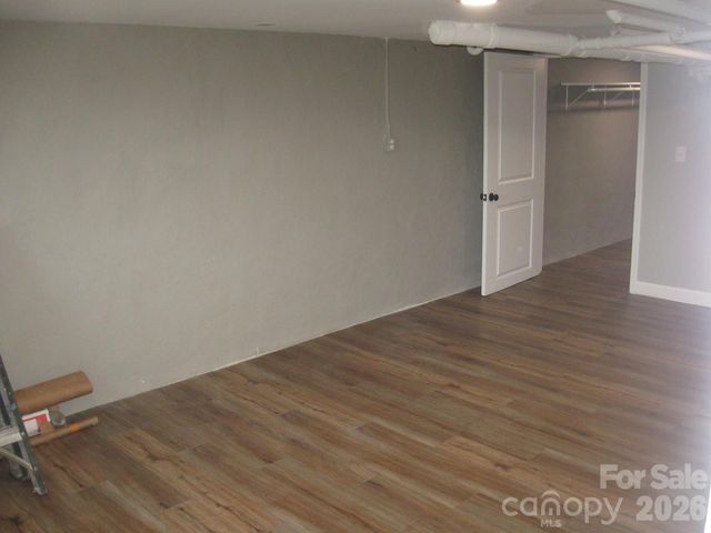 406 realty Street, Lenoir, NC 28645