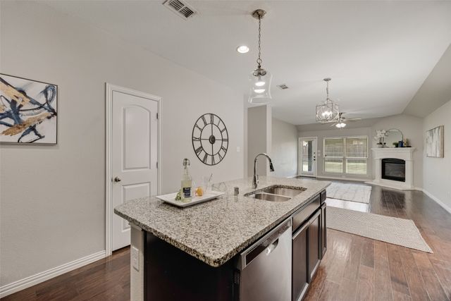 1821 Ridge Creek Lane, Aubrey, TX 76227