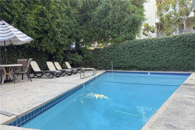 11750 W Sunset Boulevard 214, Los Angeles, CA 90049