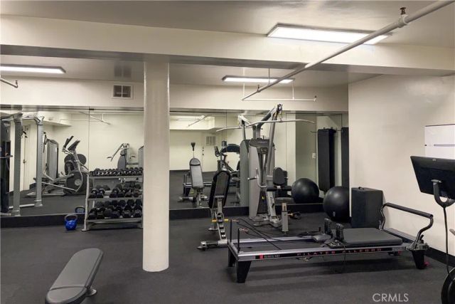 11750 W Sunset Boulevard 214, Los Angeles, CA 90049