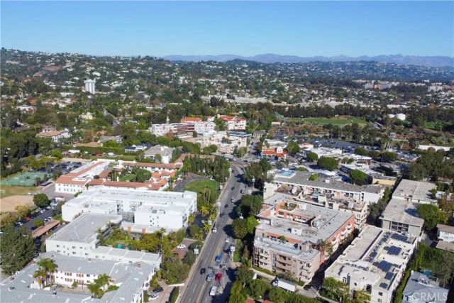 11750 W Sunset Boulevard 214, Los Angeles, CA 90049