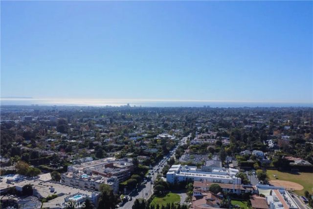 11750 W Sunset Boulevard 214, Los Angeles, CA 90049