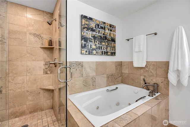 6924 96th Avenue SE, Mercer Island, WA 98040