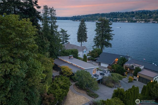 6924 96th Avenue SE, Mercer Island, WA 98040