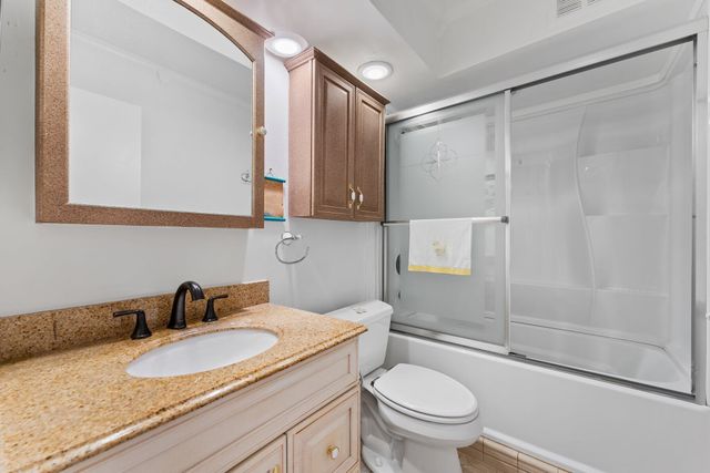 100 Shore Court 105, North Palm Beach, FL 33408