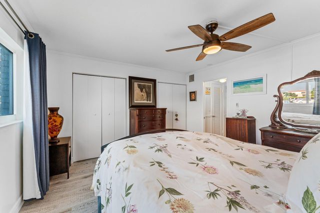 100 Shore Court 105, North Palm Beach, FL 33408