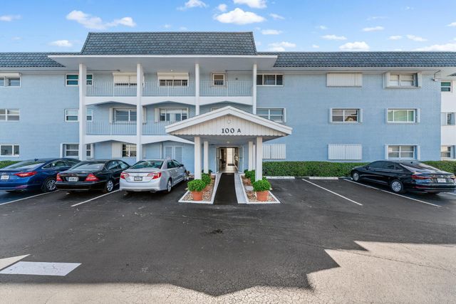 100 Shore Court 105, North Palm Beach, FL 33408