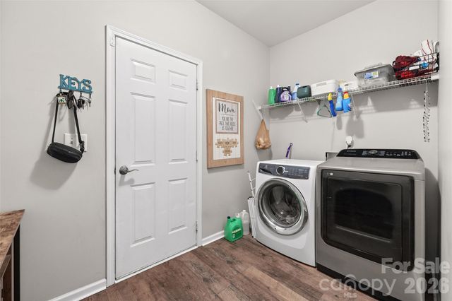 8724 Gray Willow Road, Charlotte, NC 28227