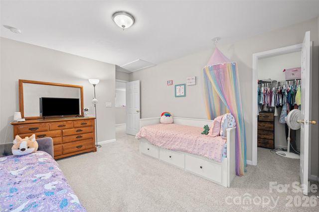 8724 Gray Willow Road, Charlotte, NC 28227
