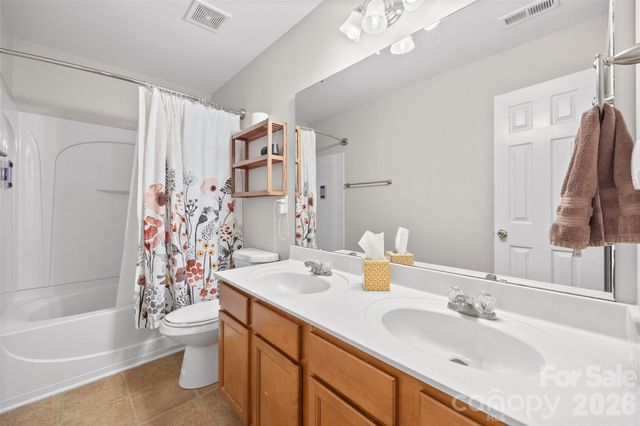 8724 Gray Willow Road, Charlotte, NC 28227