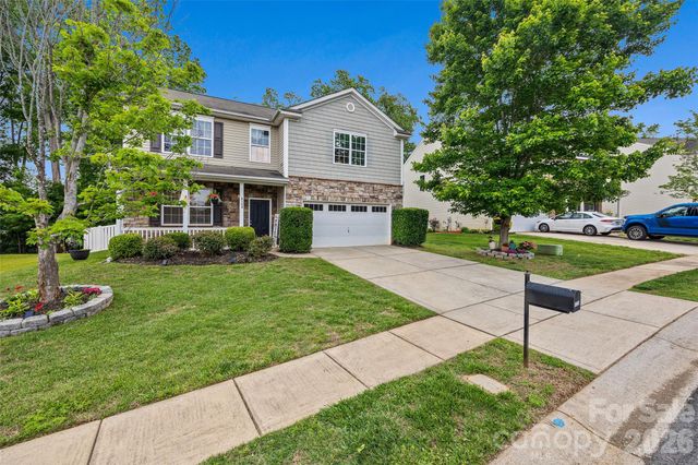 8724 Gray Willow Road, Charlotte, NC 28227