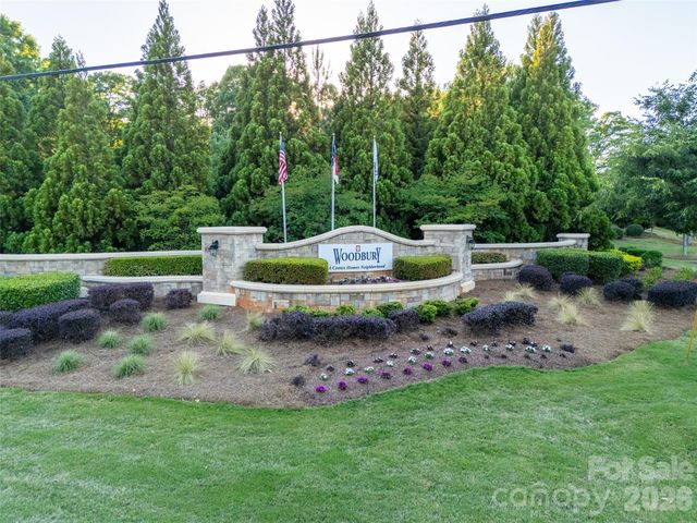 8724 Gray Willow Road, Charlotte, NC 28227