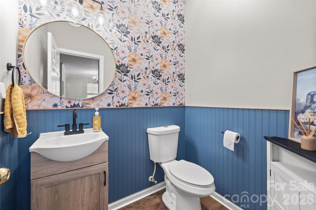 8724 Gray Willow Road, Charlotte, NC 28227