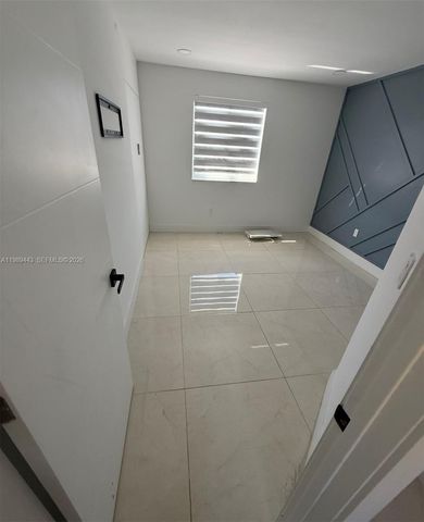 7874 NW 194th St 7874, Hialeah, FL 33015