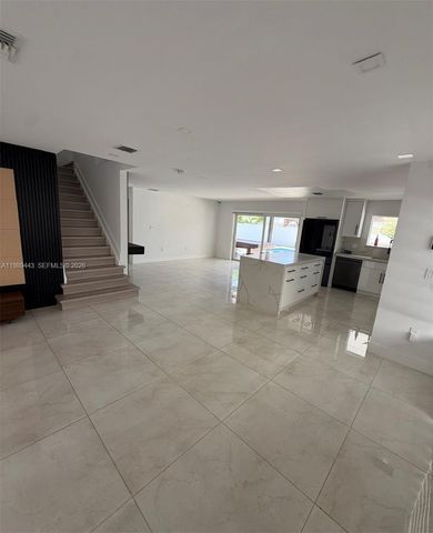 7874 NW 194th St 7874, Hialeah, FL 33015