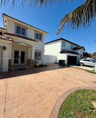 7874 NW 194th St 7874, Hialeah, FL 33015