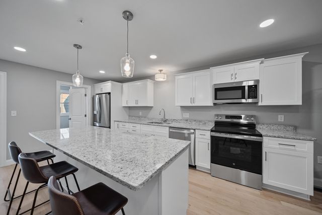 7 Cypress Lane # 5, Windham, NH 03087