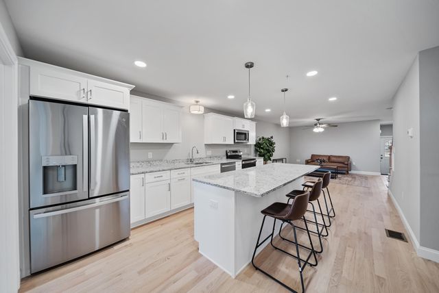 7 Cypress Lane # 5, Windham, NH 03087