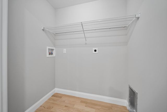 7 Cypress Lane # 5, Windham, NH 03087