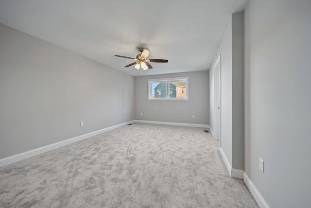 7 Cypress Lane # 5, Windham, NH 03087