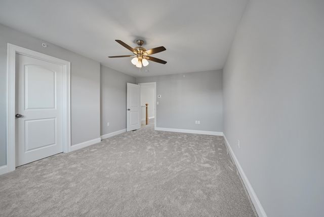 7 Cypress Lane # 5, Windham, NH 03087