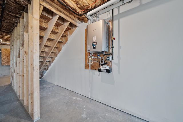 7 Cypress Lane # 5, Windham, NH 03087