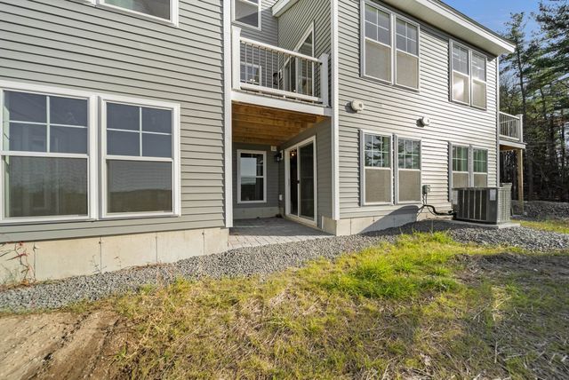 7 Cypress Lane # 5, Windham, NH 03087