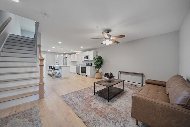 7 Cypress Lane # 5, Windham, NH 03087