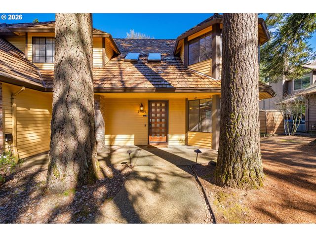 17019 Sw RIVENDELL Dr, Portland, OR 97224