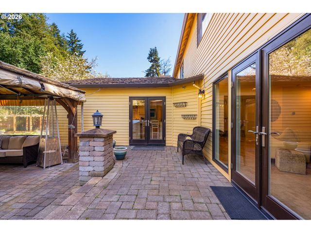 17019 Sw RIVENDELL Dr, Portland, OR 97224