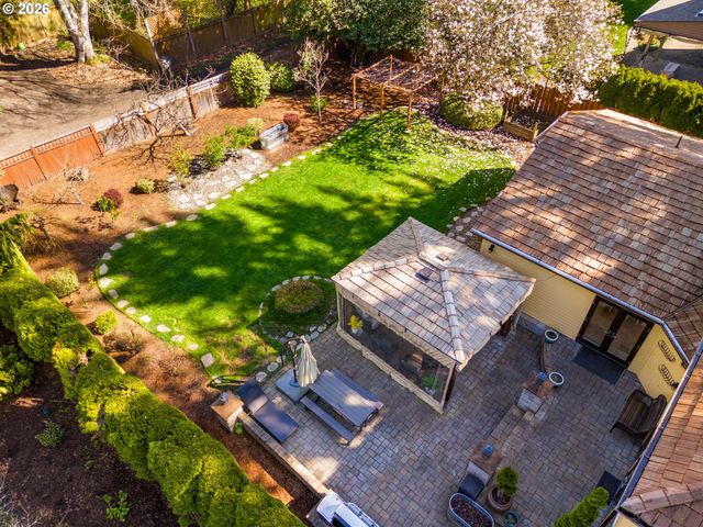 17019 Sw RIVENDELL Dr, Portland, OR 97224