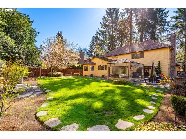 17019 Sw RIVENDELL Dr, Portland, OR 97224