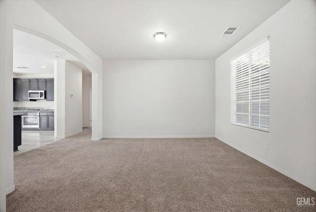 6507 Sunchase Drive, Bakersfield, CA 93313