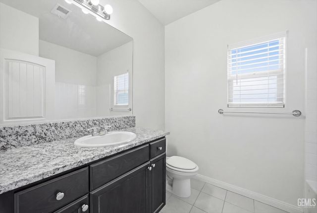 6507 Sunchase Drive, Bakersfield, CA 93313