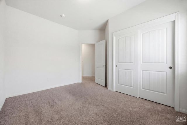 6507 Sunchase Drive, Bakersfield, CA 93313